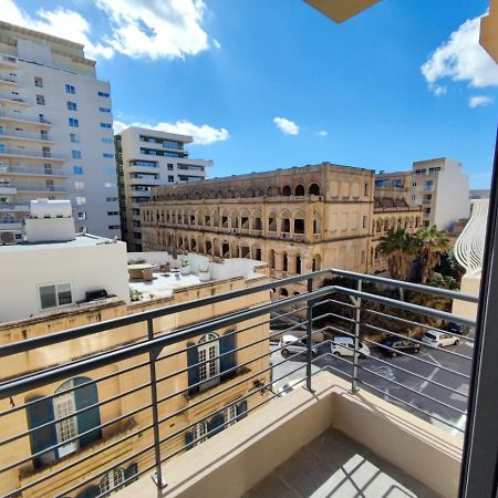 4Th Floor Apartment In Tigne Sliema Exterior foto